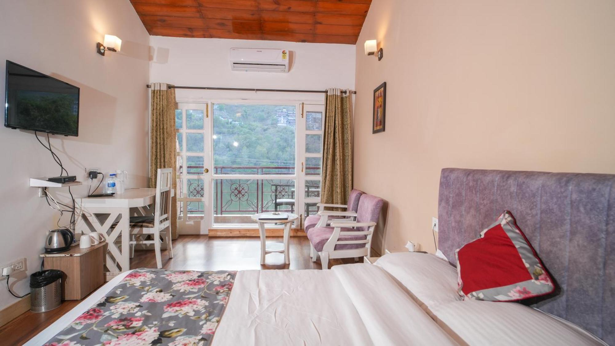 Neelesh Inn- A Luxury Lake View Hotel- 20 Kms From Nainital Bhīm Tāl Dış mekan fotoğraf