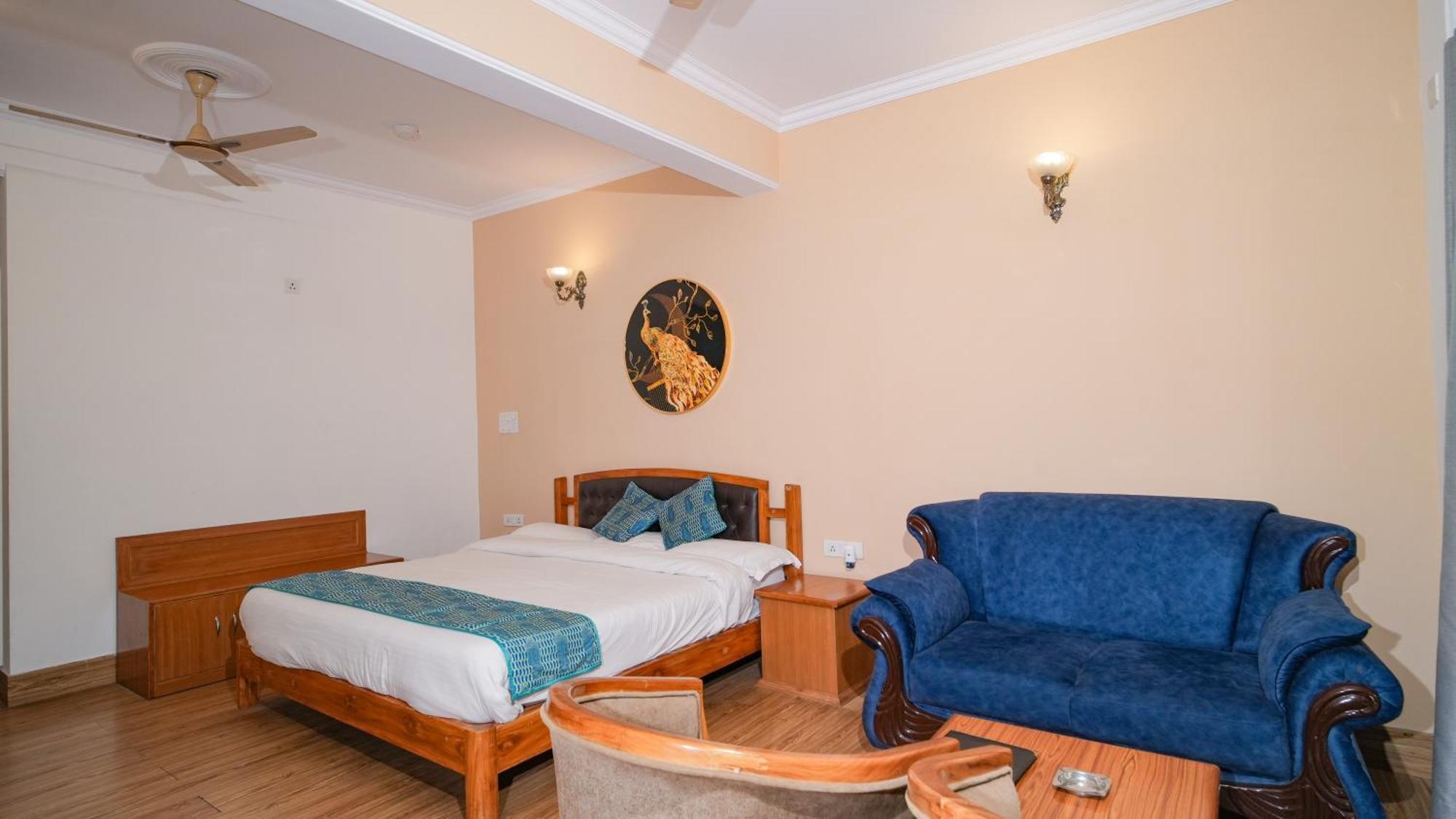 Neelesh Inn- A Luxury Lake View Hotel- 20 Kms From Nainital Bhīm Tāl Dış mekan fotoğraf