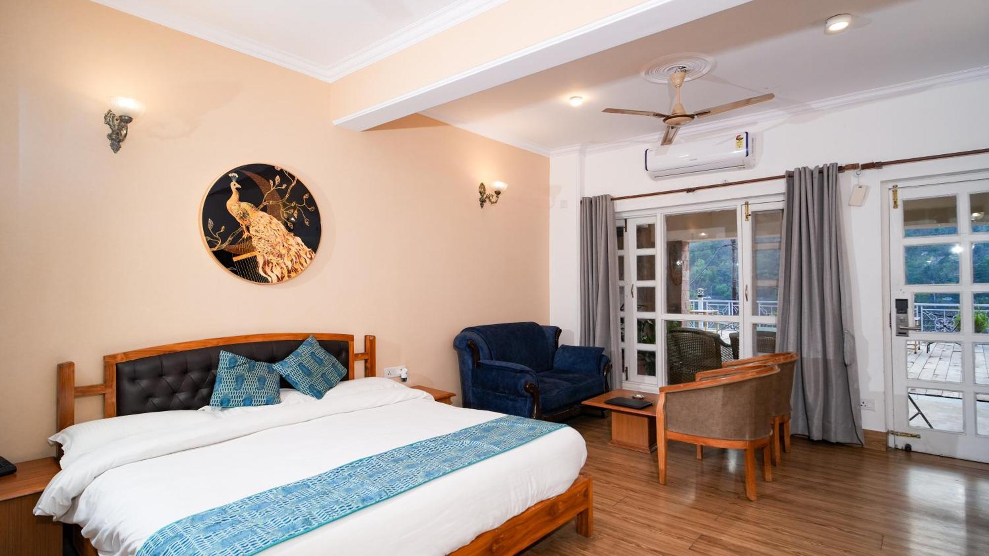 Neelesh Inn- A Luxury Lake View Hotel- 20 Kms From Nainital Bhīm Tāl Dış mekan fotoğraf