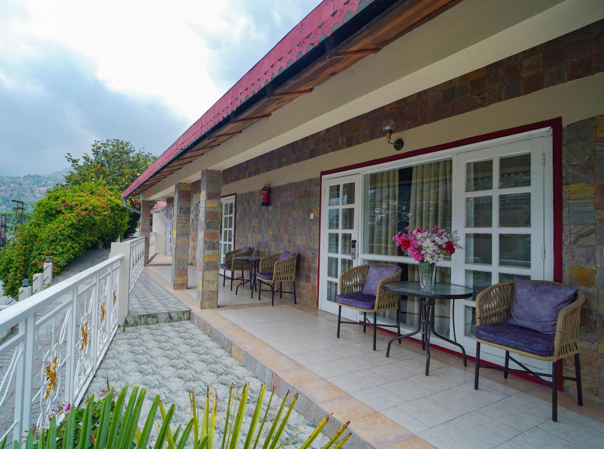 Neelesh Inn- A Luxury Lake View Hotel- 20 Kms From Nainital Bhīm Tāl Dış mekan fotoğraf